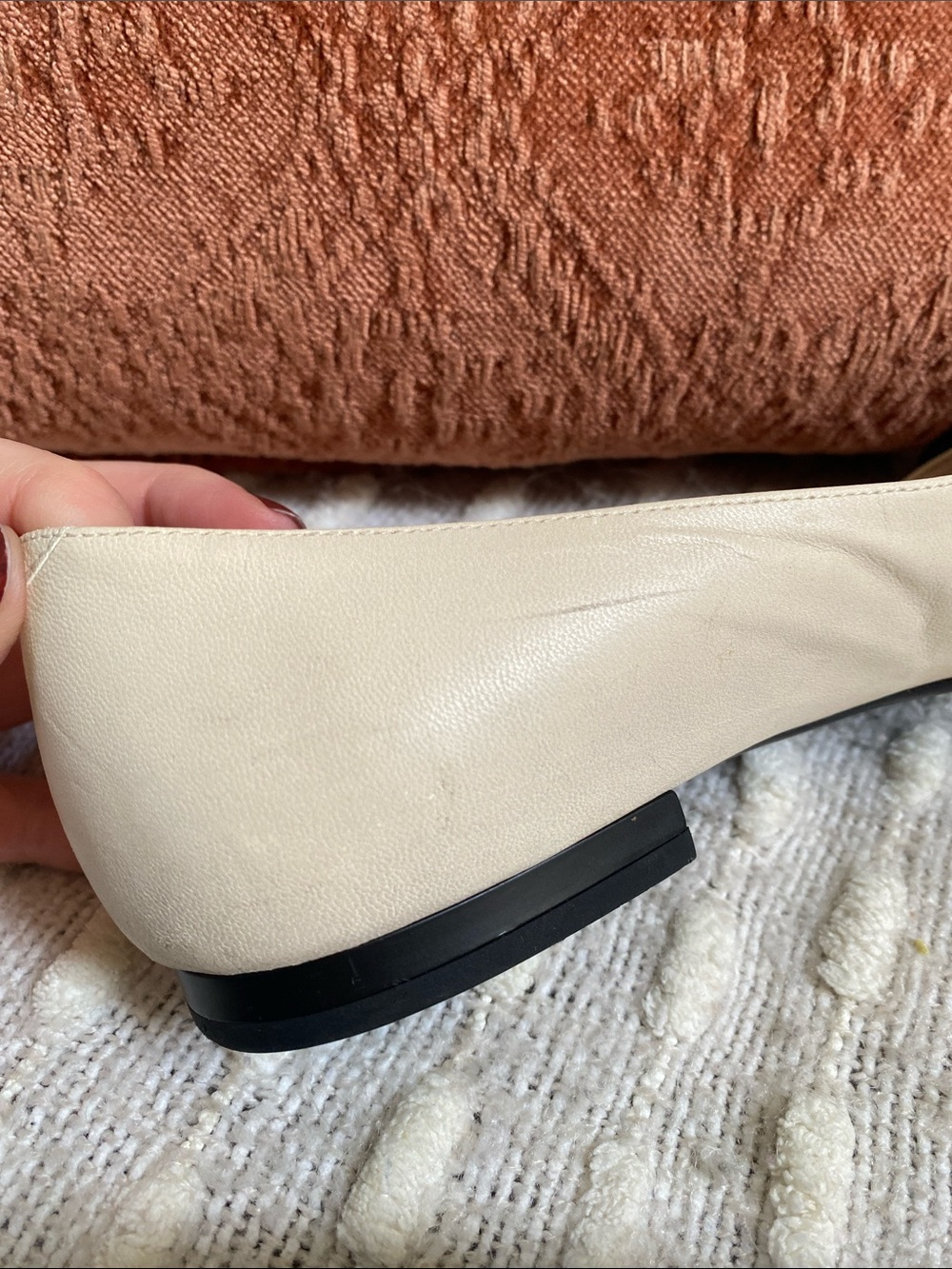 {Roger Vivier} Gommettine Leather Ballerina Shoe - Picture 16 of 16